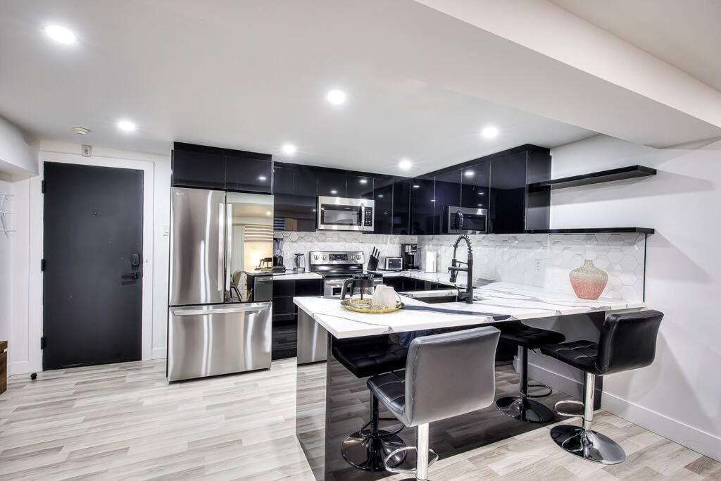 Ndg Dreams! New & Modern 3Br Easy City Life Монреаль Экстерьер фото