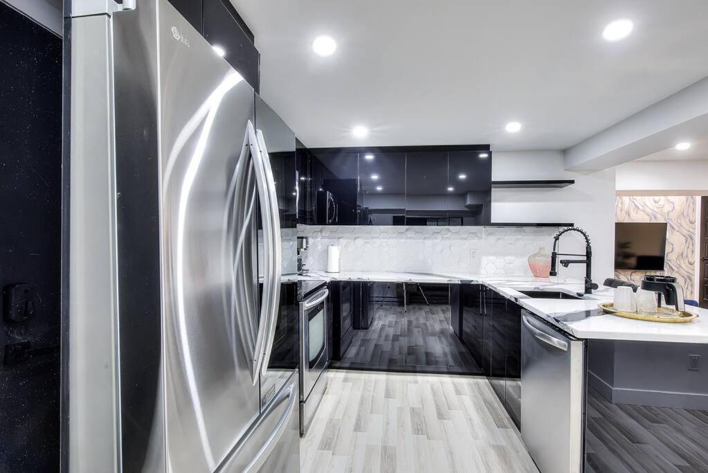 Ndg Dreams! New & Modern 3Br Easy City Life Монреаль Экстерьер фото