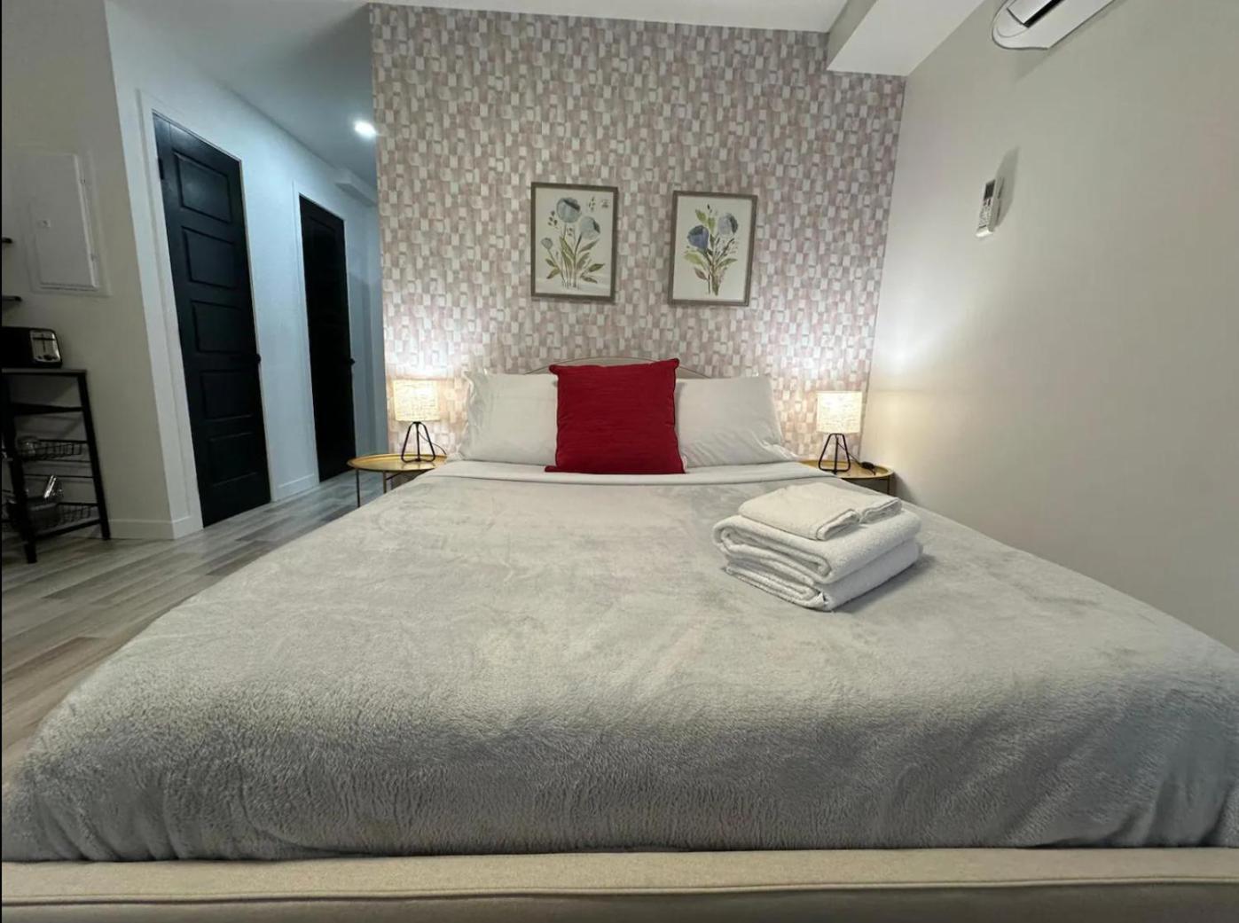 Ndg Dreams! New & Modern 3Br Easy City Life Монреаль Экстерьер фото