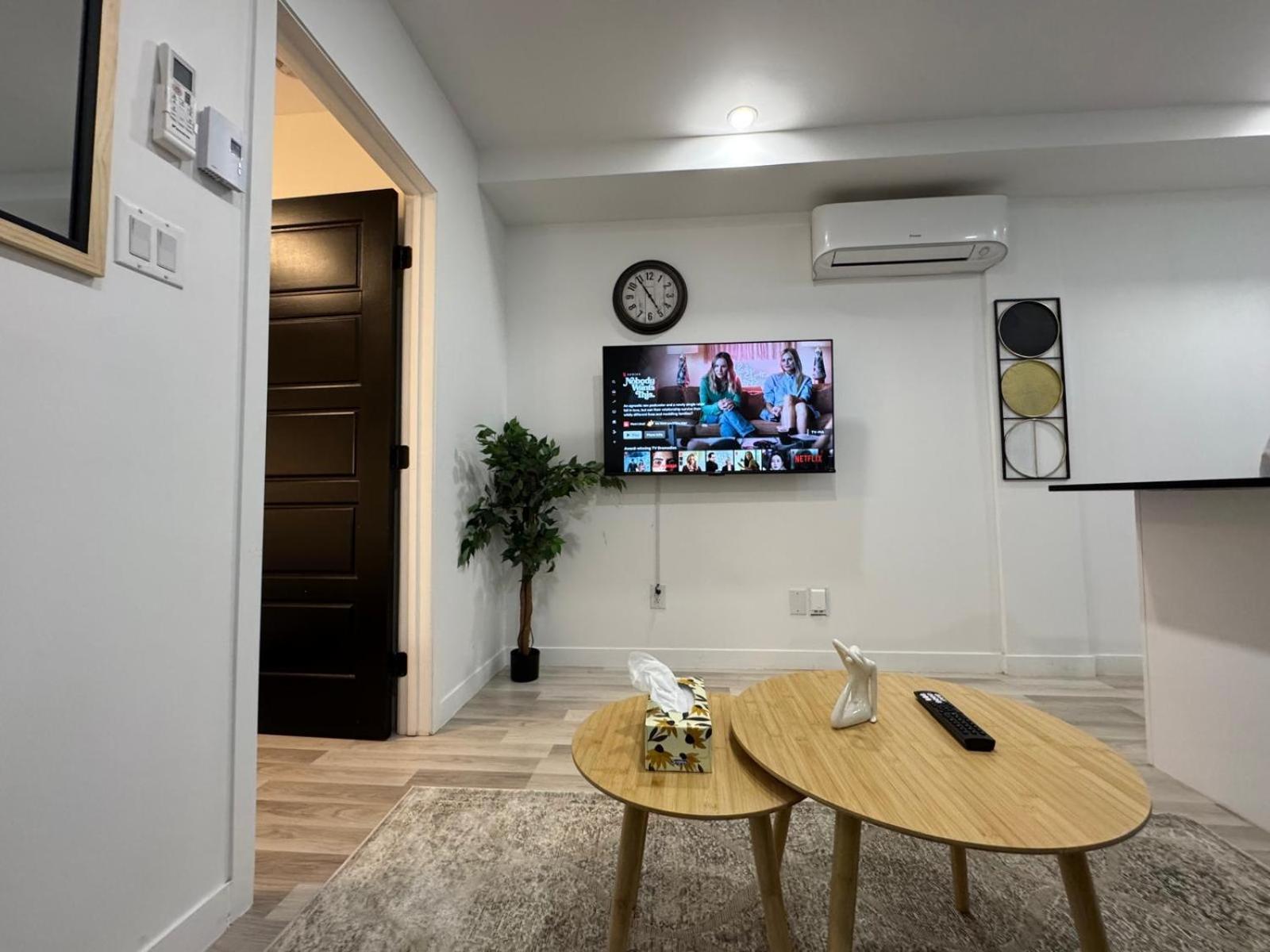 Ndg Dreams! New & Modern 3Br Easy City Life Монреаль Экстерьер фото
