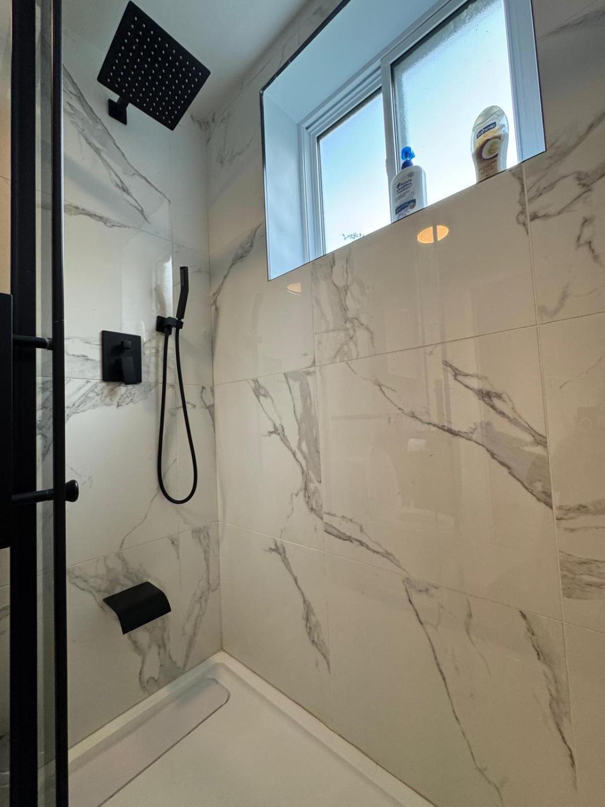 Ndg Dreams! New & Modern 3Br Easy City Life Монреаль Экстерьер фото